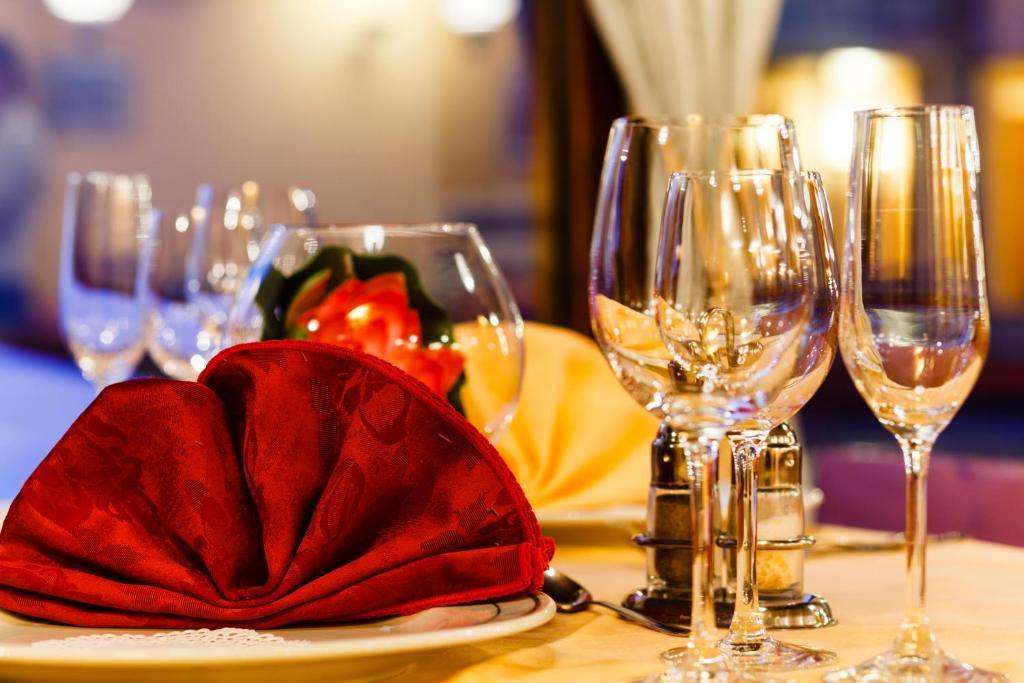 Hotel Biancaneve Сестриере Екстериор снимка